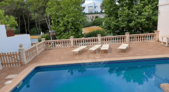 Detached House in Santandria
