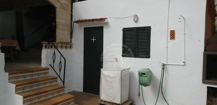 Detached House in Santandria