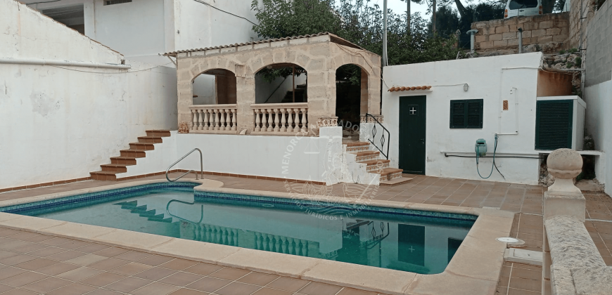 Detached House in Santandria
