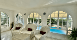 Chalet with tourist license in Cala en Bosch