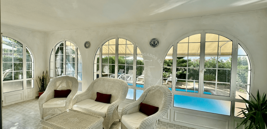 Chalet with tourist license in Cala en Bosch