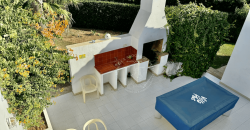 Chalet with tourist license in Cala en Bosch