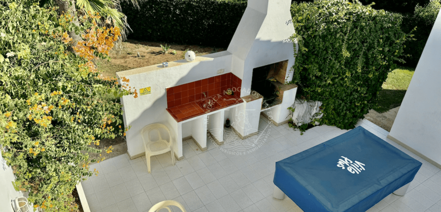 Chalet with tourist license in Cala en Bosch