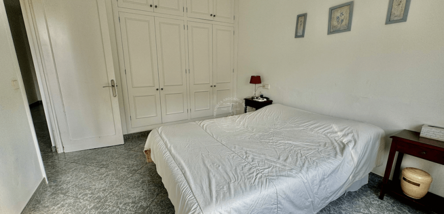 Exclusiva Oportunidad en Ciutadella: Propiedad de Lujo a Pocos Pasos del Mar
