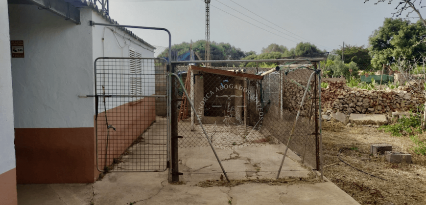 ¡Tu casa de campo en Ciutadella, segura y con posibilidad de ampliar!