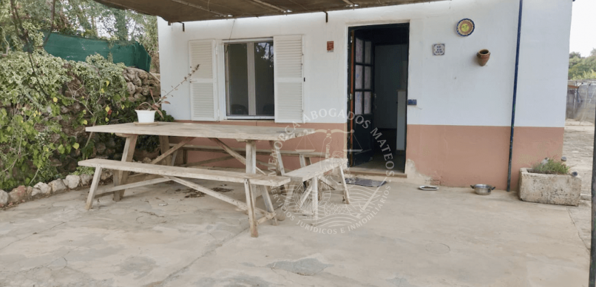 ¡Tu casa de campo en Ciutadella, segura y con posibilidad de ampliar!