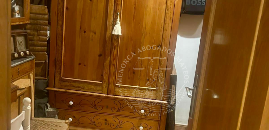 Cozy Ground Floor Apartment Just Minutes from Ciutadella’s Center