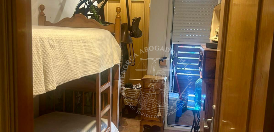 Cozy Ground Floor Apartment Just Minutes from Ciutadella’s Center