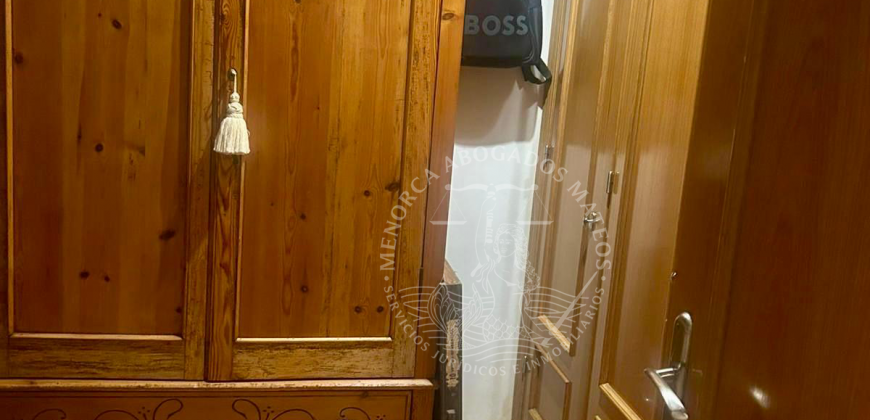 Cozy Ground Floor Apartment Just Minutes from Ciutadella’s Center