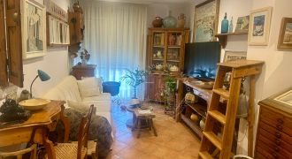 Cozy Ground Floor Apartment Just Minutes from Ciutadella’s Center