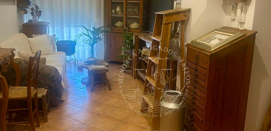 Cozy Ground Floor Apartment Just Minutes from Ciutadella’s Center