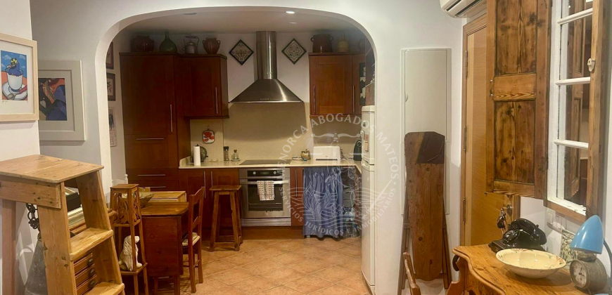 Cozy Ground Floor Apartment Just Minutes from Ciutadella’s Center