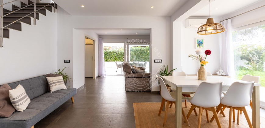 Chalet with Tourist License in Cala Blanca: Your Ideal Opportunity in Ciutadella de Menorca