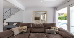Chalet with Tourist License in Cala Blanca: Your Ideal Opportunity in Ciutadella de Menorca
