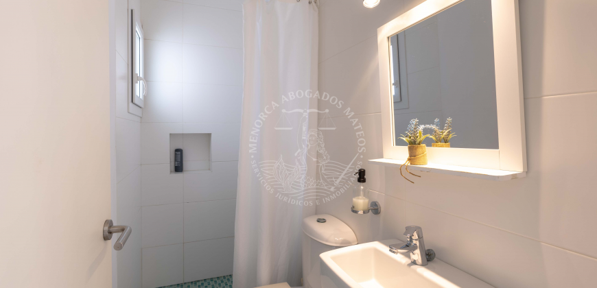 Chalet with Tourist License in Cala Blanca: Your Ideal Opportunity in Ciutadella de Menorca