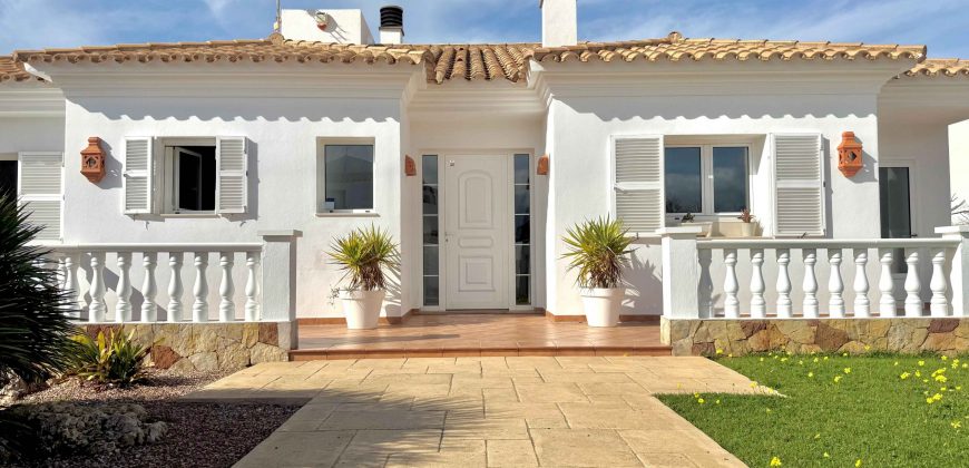 WONDERFUL VILLA WITH TOURIST LICENSE