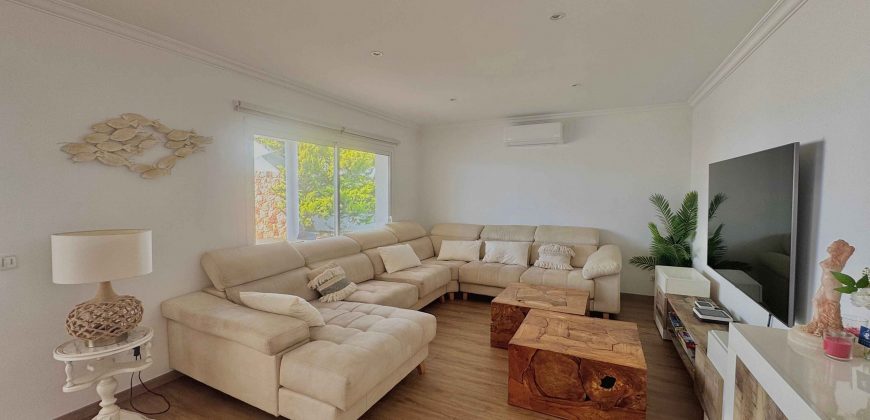 WONDERFUL VILLA WITH TOURIST LICENSE