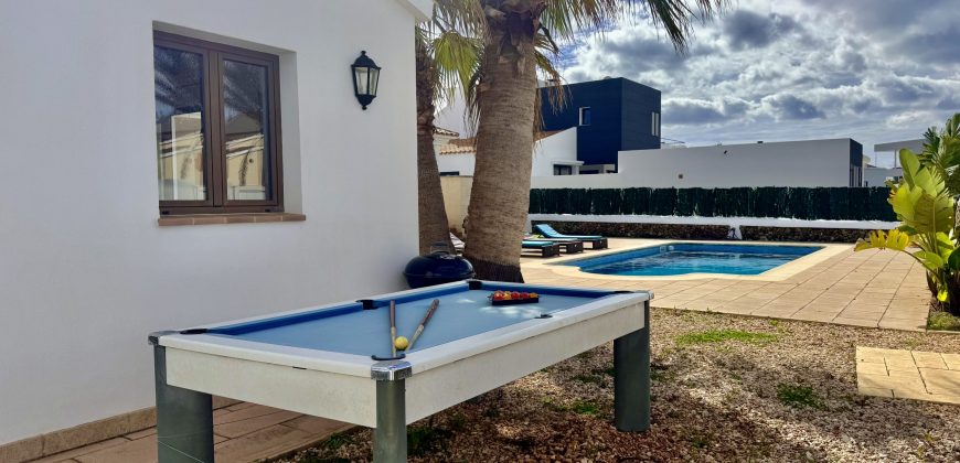 WONDERFUL VILLA WITH TOURIST LICENSE