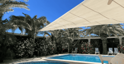 Exclusive seafront chalet with total privacy and spectacular views