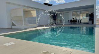 EXCLUSIVA PROPIEDAD EN CALA BLANCA – DISEÑO, CONFORT Y UNA UBICACIÓN PRIVILEGIADA A 200 METROS DEL MAR