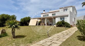 EN EXCLUSIVA! Encantador chalet independiente en Calan Blanes