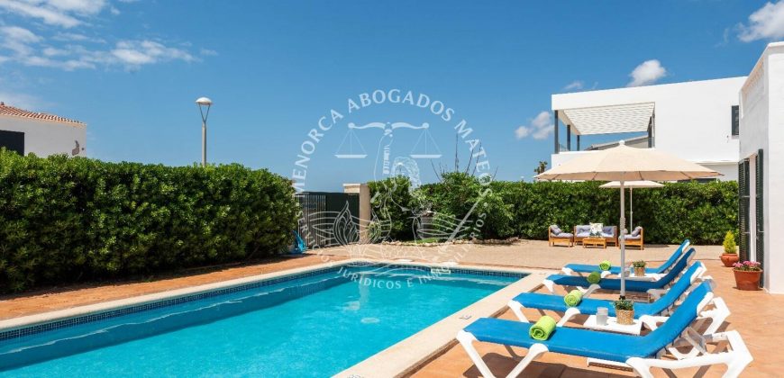 VILLA ONE ROW BACK FROM THE SEA IN CALA BLANCA