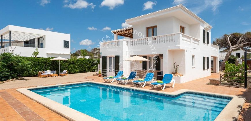 VILLA ONE ROW BACK FROM THE SEA IN CALA BLANCA