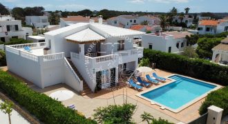 VILLA ONE ROW BACK FROM THE SEA IN CALA BLANCA