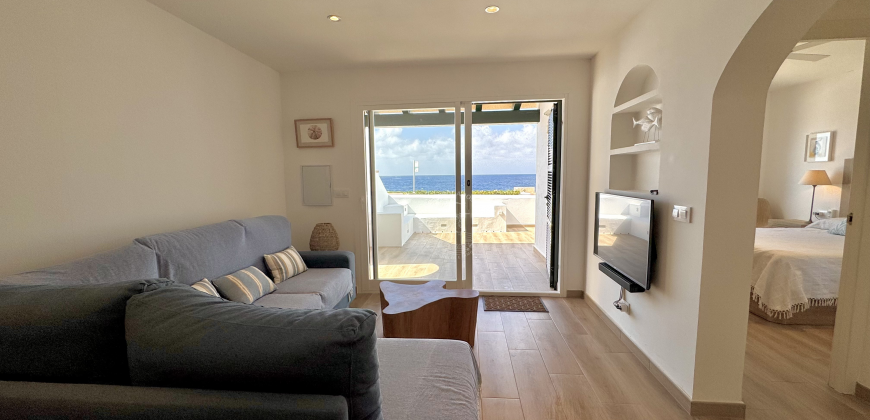 SPECTACULAR SEAFRONT VILLA IN CALA EN BOSCH