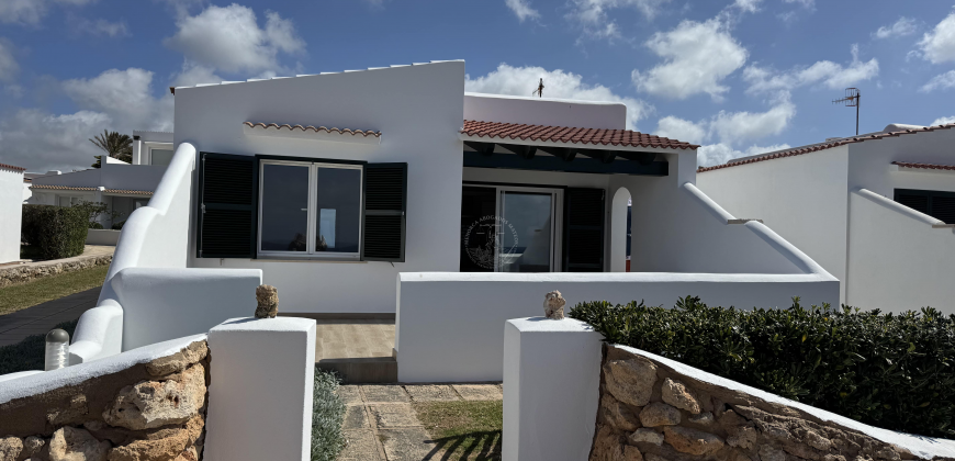 SPECTACULAR SEAFRONT VILLA IN CALA EN BOSCH