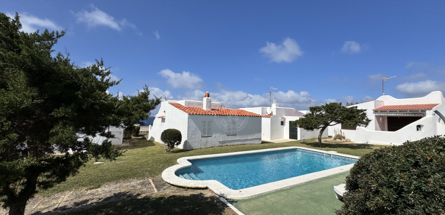 SPECTACULAR SEAFRONT VILLA IN CALA EN BOSCH
