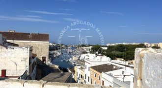 House with Renovation Project in the Heart of Ciutadella’s Old Town