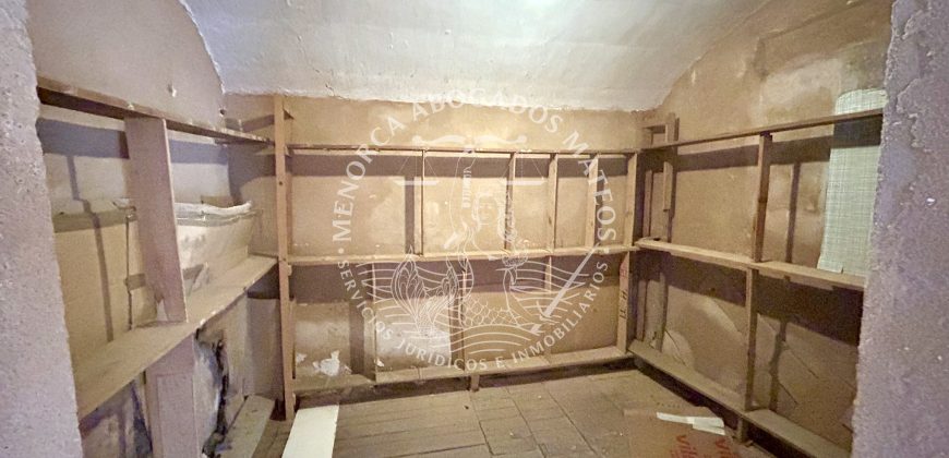 Detached house for sale in the historic center of Ciutadella