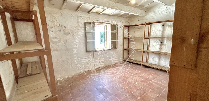 Detached house for sale in the historic center of Ciutadella