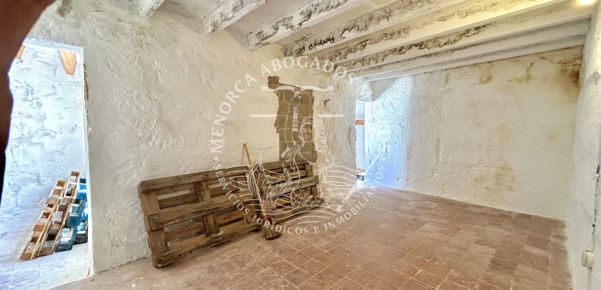 Detached house for sale in the historic center of Ciutadella