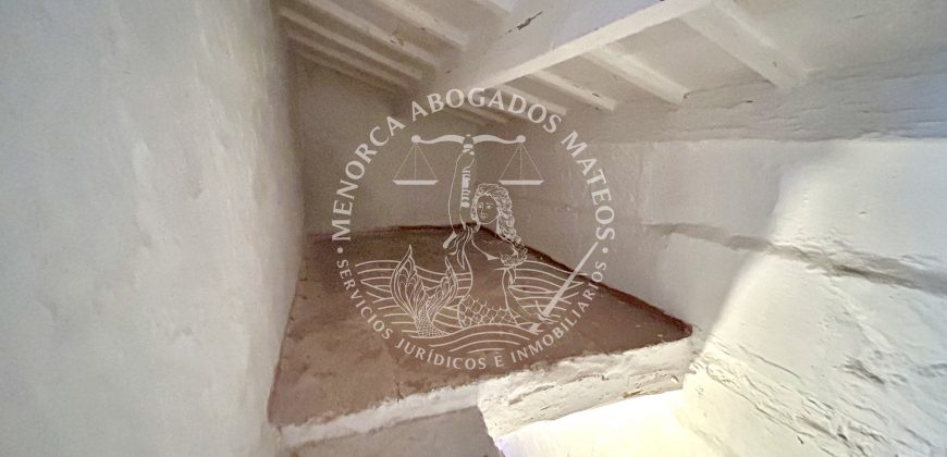 Detached house for sale in the historic center of Ciutadella