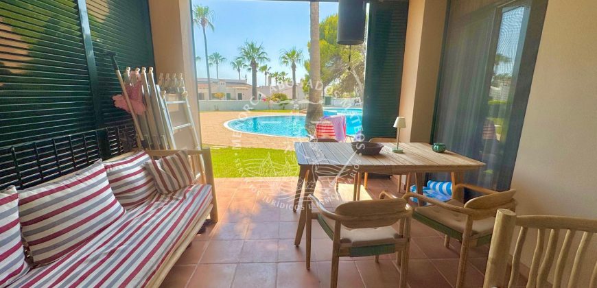 Ground floor apartment in Cala en Bosch