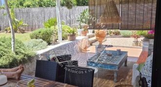 EN EXCLUSIVA! Casa de campo reformada con encanto en Llucmasanes