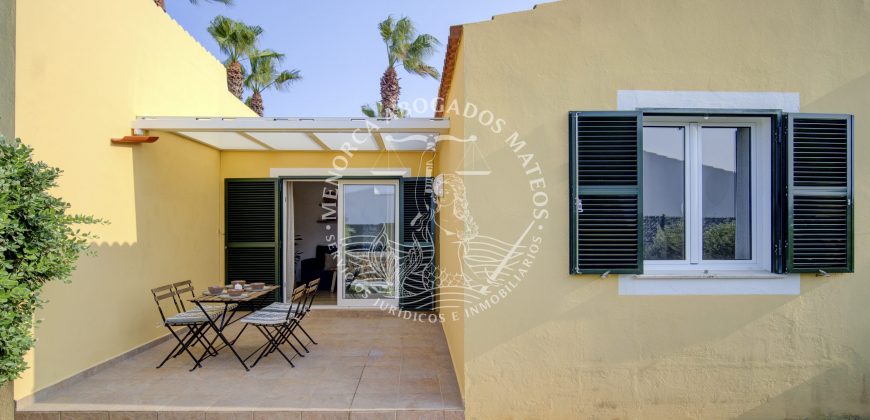 EN EXCLUSIVA! Apartamento en venta con licencia turística en Cap d’Artrutx – listo para entrar y rentabilizar