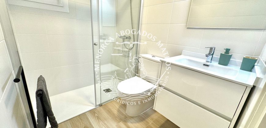 EN EXCLUSIVA | Chalet reformado con piscina comunitaria en Cala en Blanes