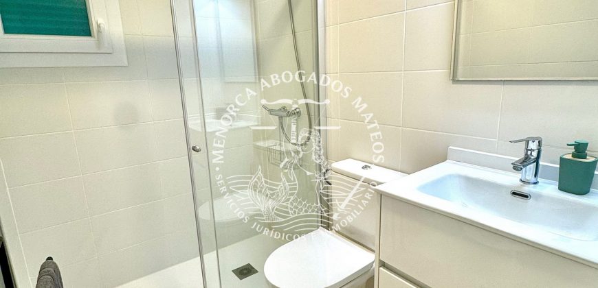 EN EXCLUSIVA | Chalet reformado con piscina comunitaria en Cala en Blanes